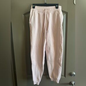 Lululemon strawberry milkshake scuba joggers size 6